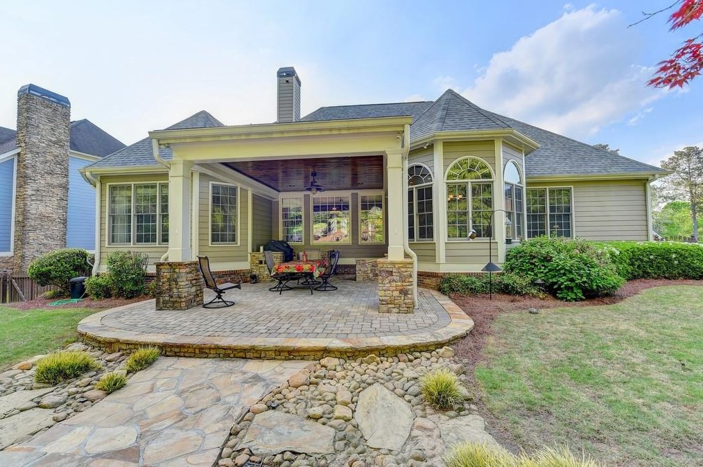 3380 Vista Creek Dr, Dacula, GA 30019-4519