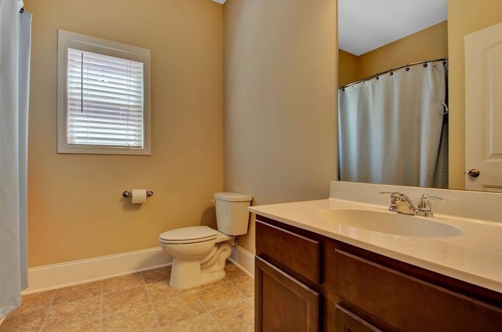 789 Springs Crest Dr, Dallas GA  30157-6595 exterior