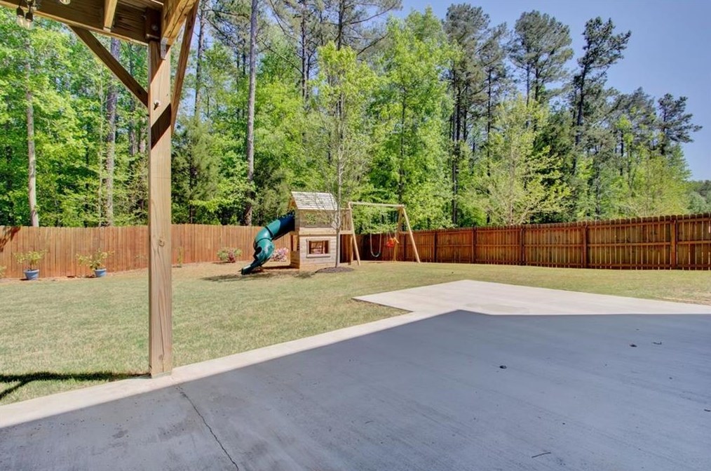 789 Springs Crest Dr, Dallas GA  30157-6595 exterior