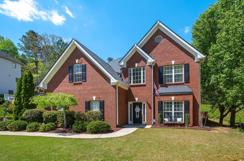 1950 Lee Patrick Dr, Dacula, GA 30019-2689