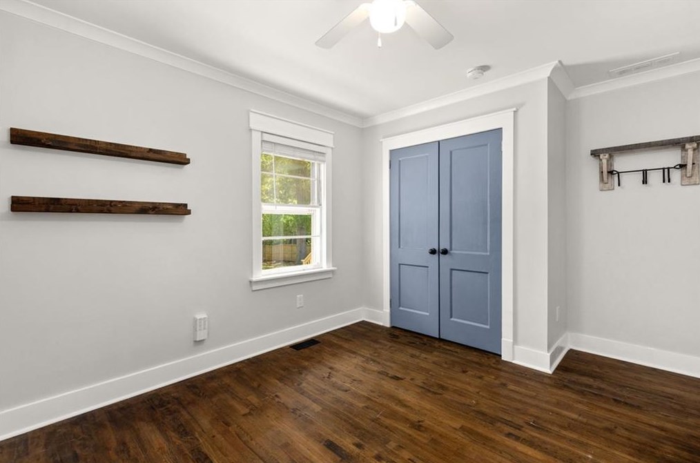 3235 Concord Cir, Smyrna GA  30080-4306 exterior