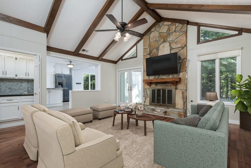 400 Saddle Horn Cir, Roswell, GA 30076-1069