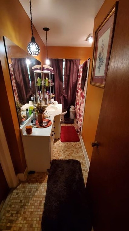 1298 Lee Ann Dr, Decatur GA  30035-1044 exterior