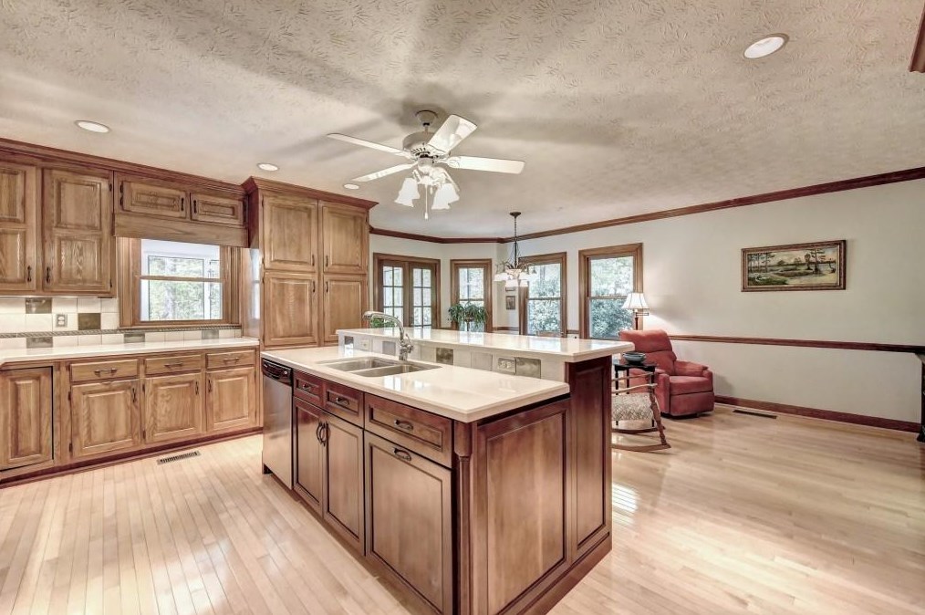 5674 Wilmer Dr, Norcross, GA 30092-1018
