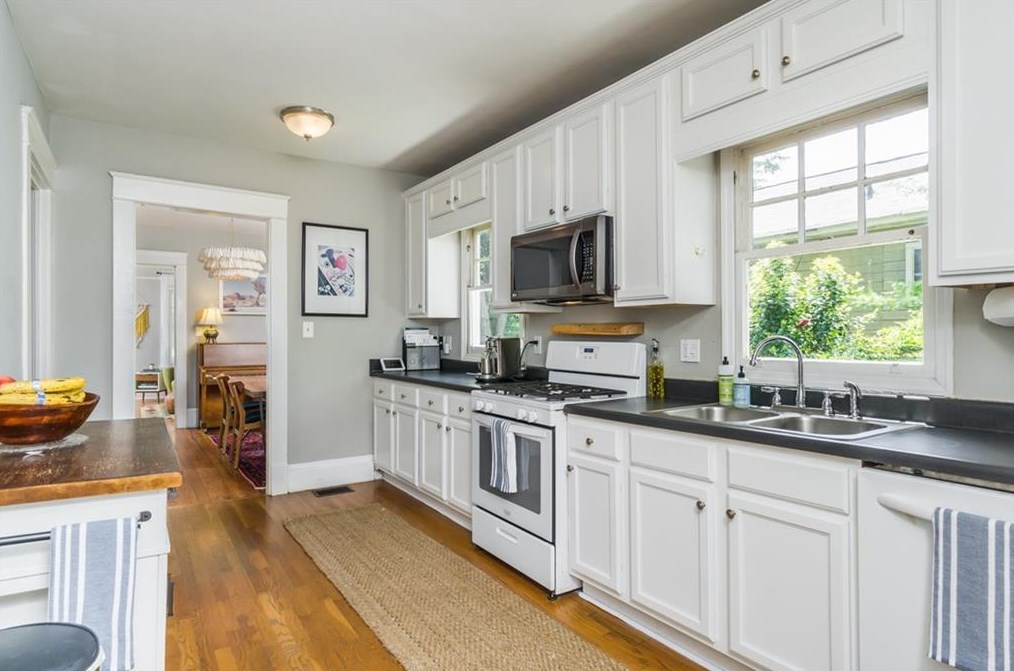 118 4th Ave, Decatur GA  30030-4849 exterior