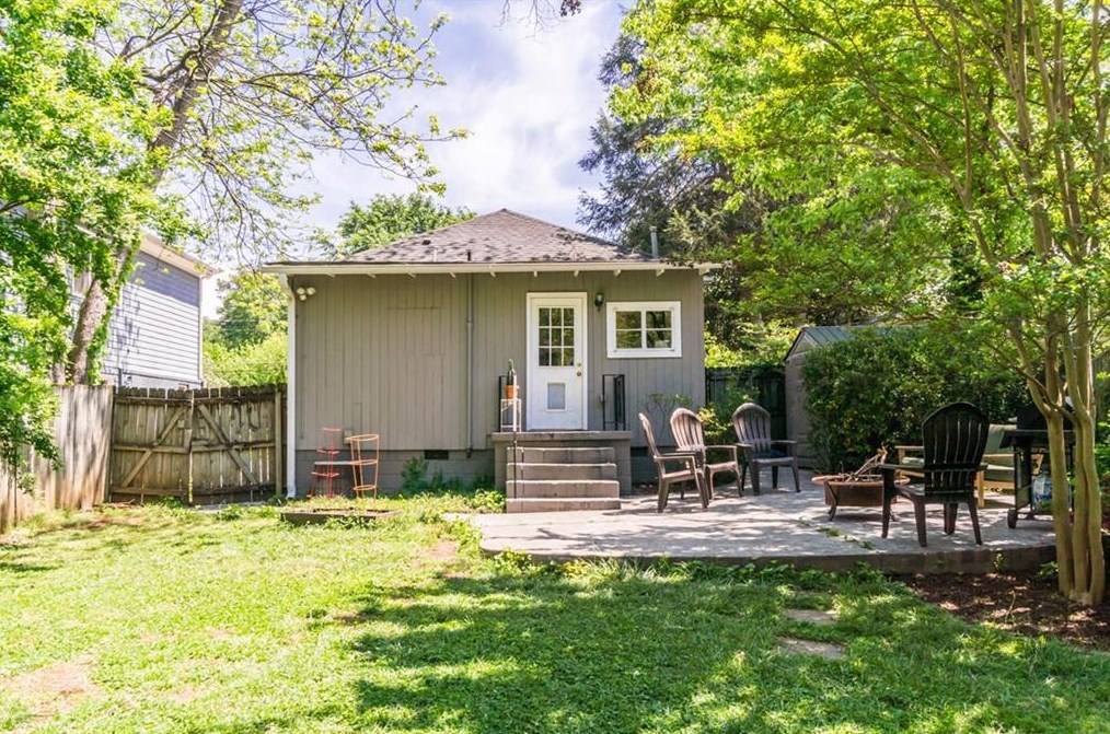 118 4th Ave, Decatur GA  30030-4849 exterior