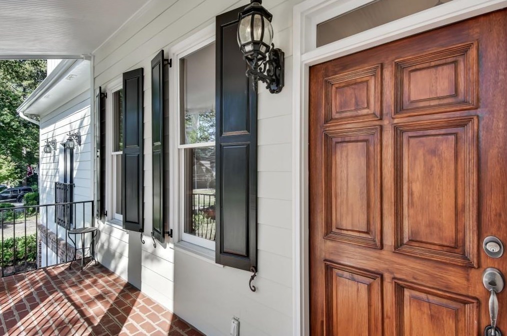 1206 Thornwell Dr, Atlanta, GA 30319-3328
