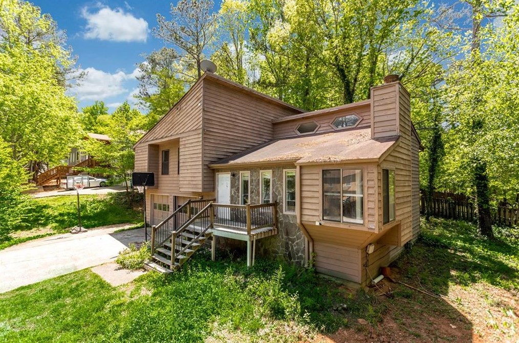 2308 Tapanzee Ln, Lawrenceville, GA 30044-5010