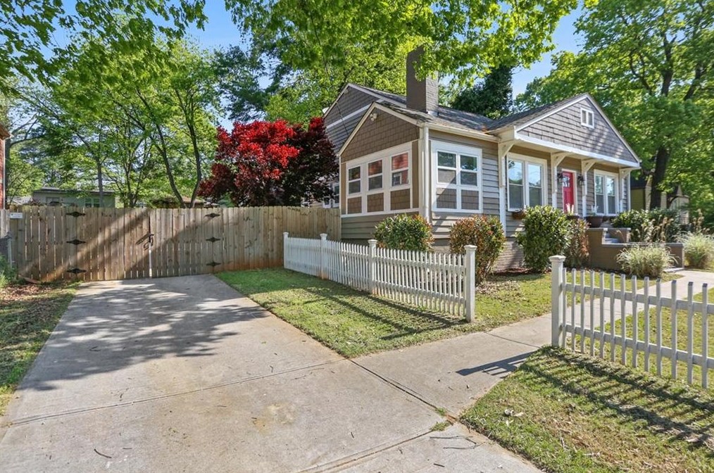 3410 Glenwood Rd, Decatur GA  30032-4408 exterior