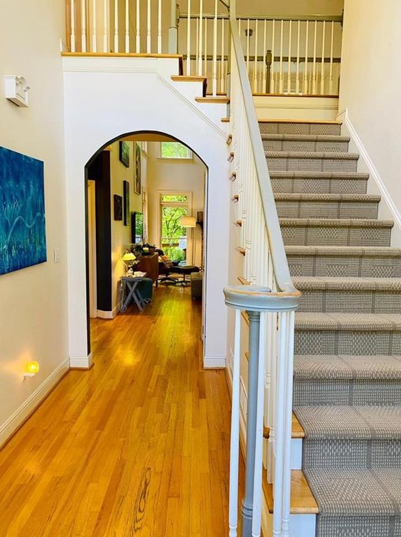 125 Garden Walk, Roswell, GA 30075-7112