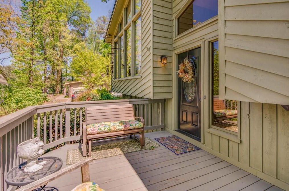 4948 Laurel Spring Dr, Roswell, GA 30075-4068