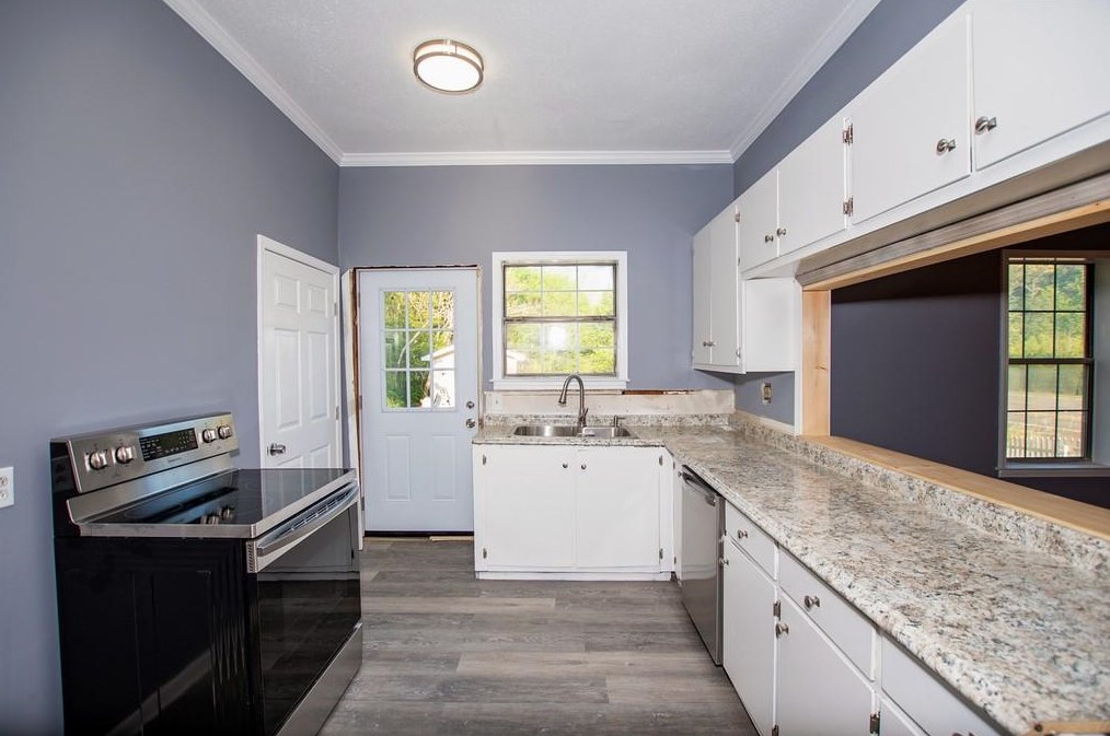 4952 Fairmount Hwy, Calhoun GA  30701-3713 exterior