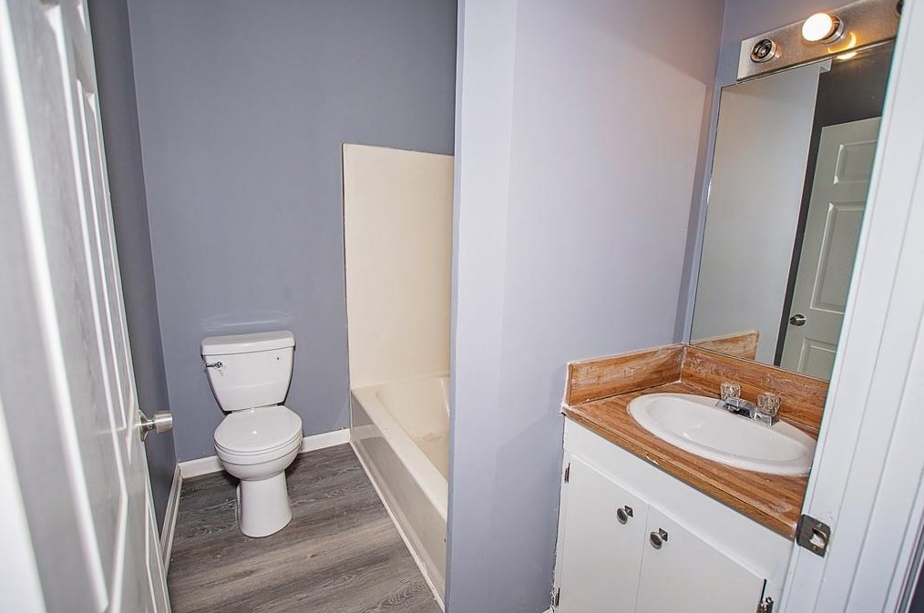 4952 Fairmount Hwy, Calhoun GA  30701-3713 exterior