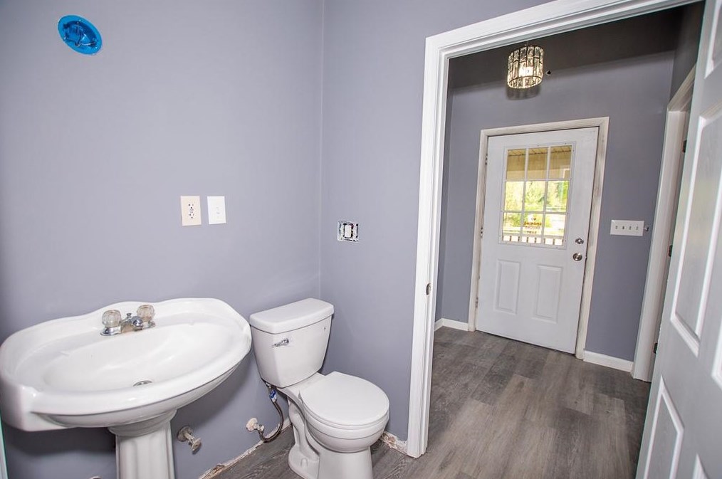 4952 Fairmount Hwy, Calhoun GA  30701-3713 exterior