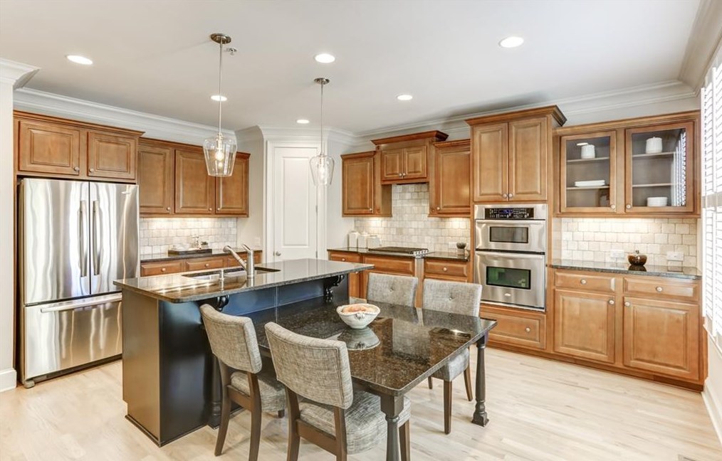 1850 Adagio Dr, Alpharetta, GA 30009-4816