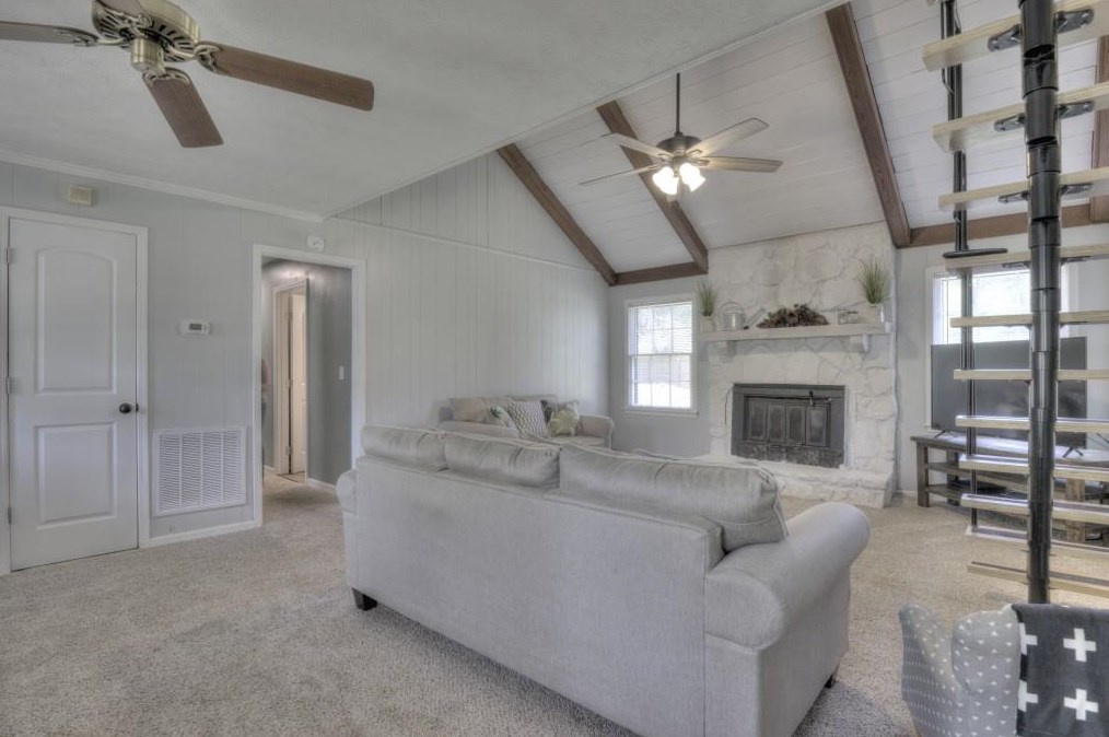 21 1st Ave, Dallas GA  30157-6378 exterior