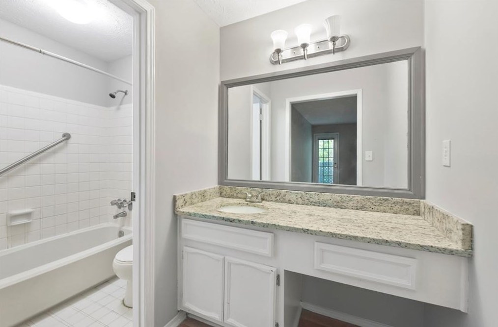 707 Vicksburg Pl, Atlanta GA  30350-3006 exterior