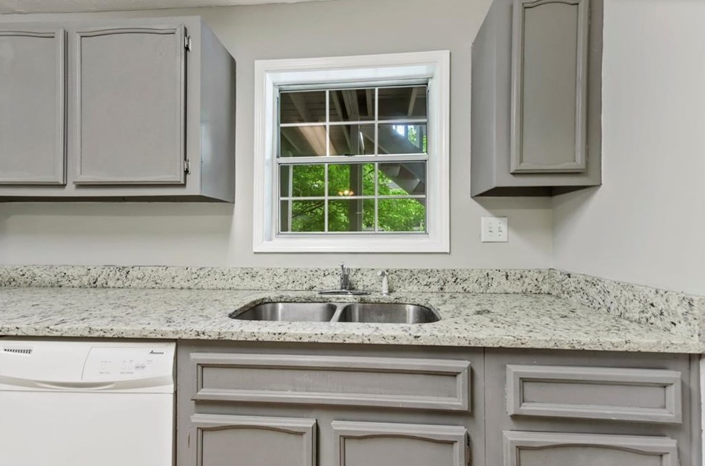 707 Vicksburg Pl, Atlanta GA  30350-3006 exterior