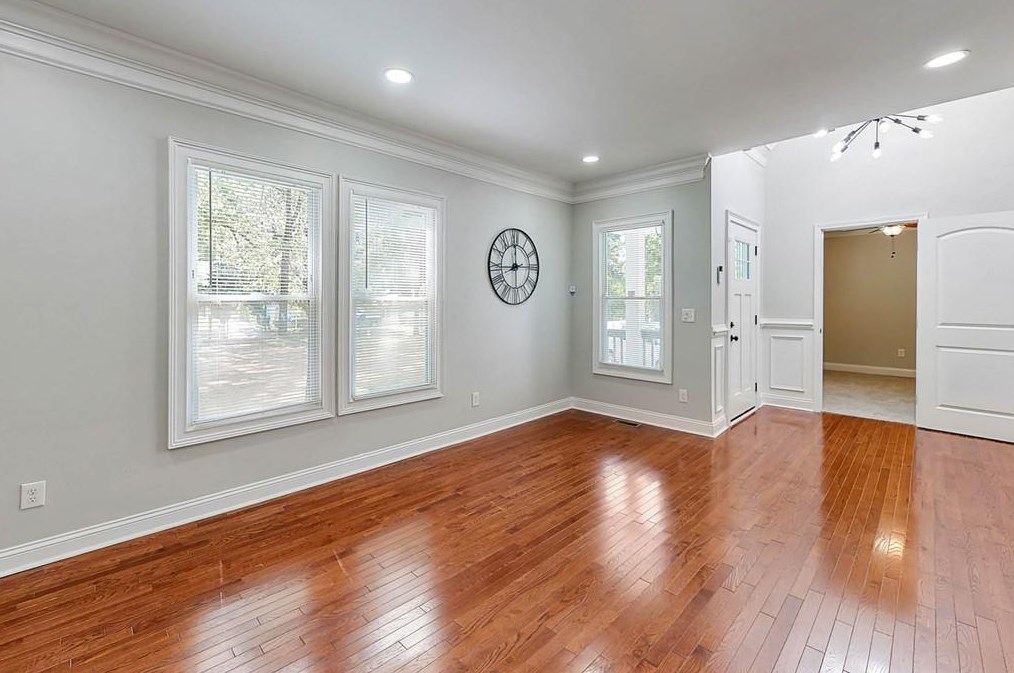 365 Peyton Rd, Atlanta GA  30311-2133 exterior