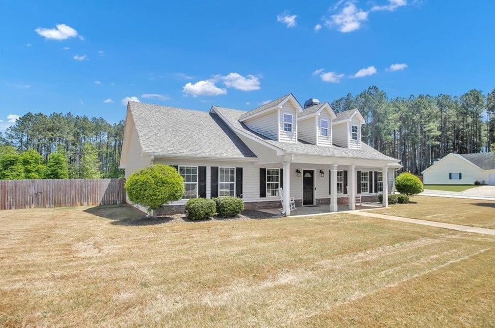 119 Laurel Ln, Social Circle, GA 30025