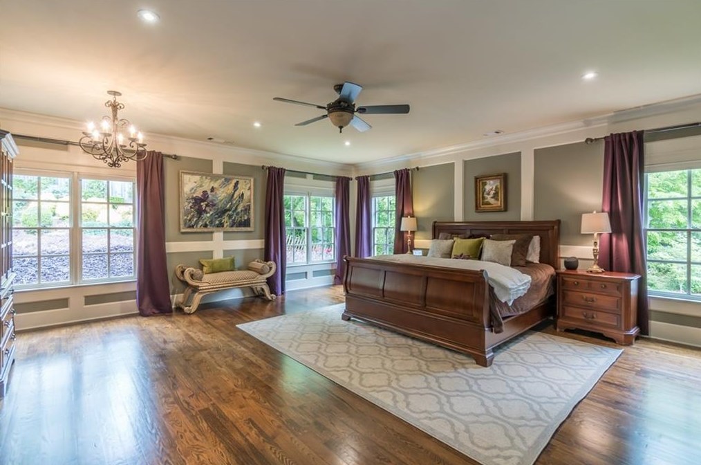 205 Worth Dr, Atlanta GA  30327-3443 exterior