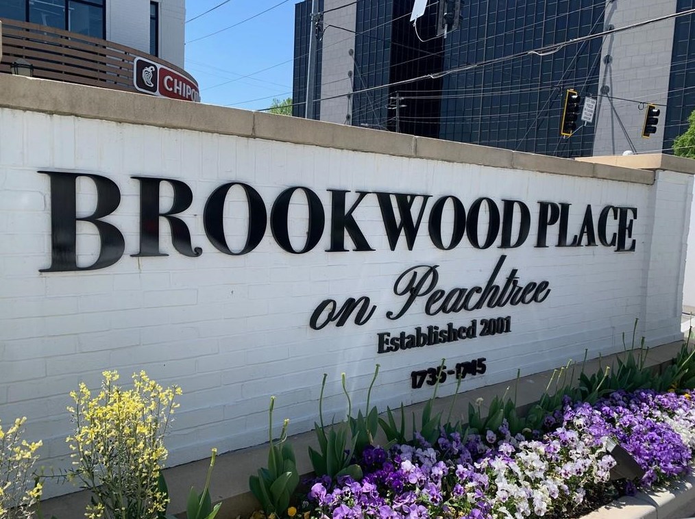 1735 Peachtree St, Atlanta GA  30309-7019 exterior