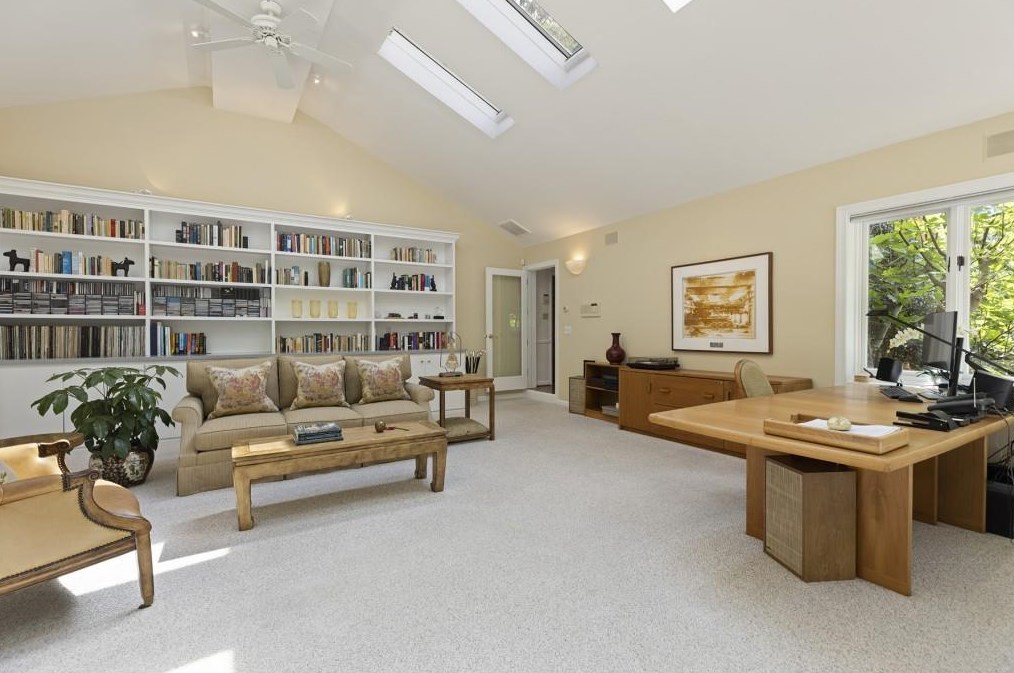 3249 Teton Dr, Atlanta GA 30339-4341 exterior