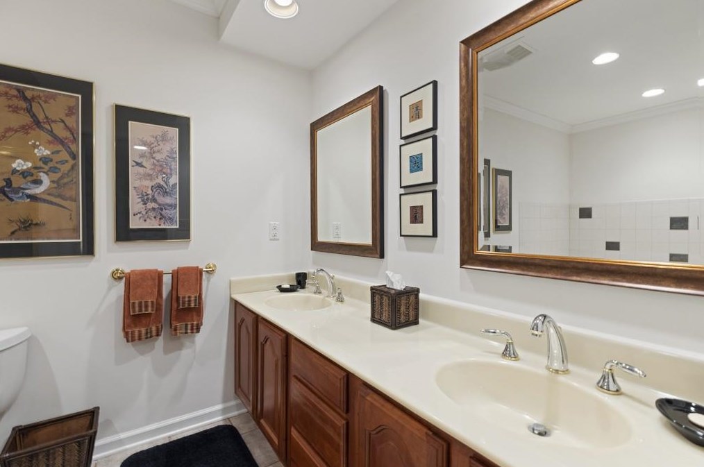 3249 Teton Dr, Atlanta GA 30339-4341 exterior