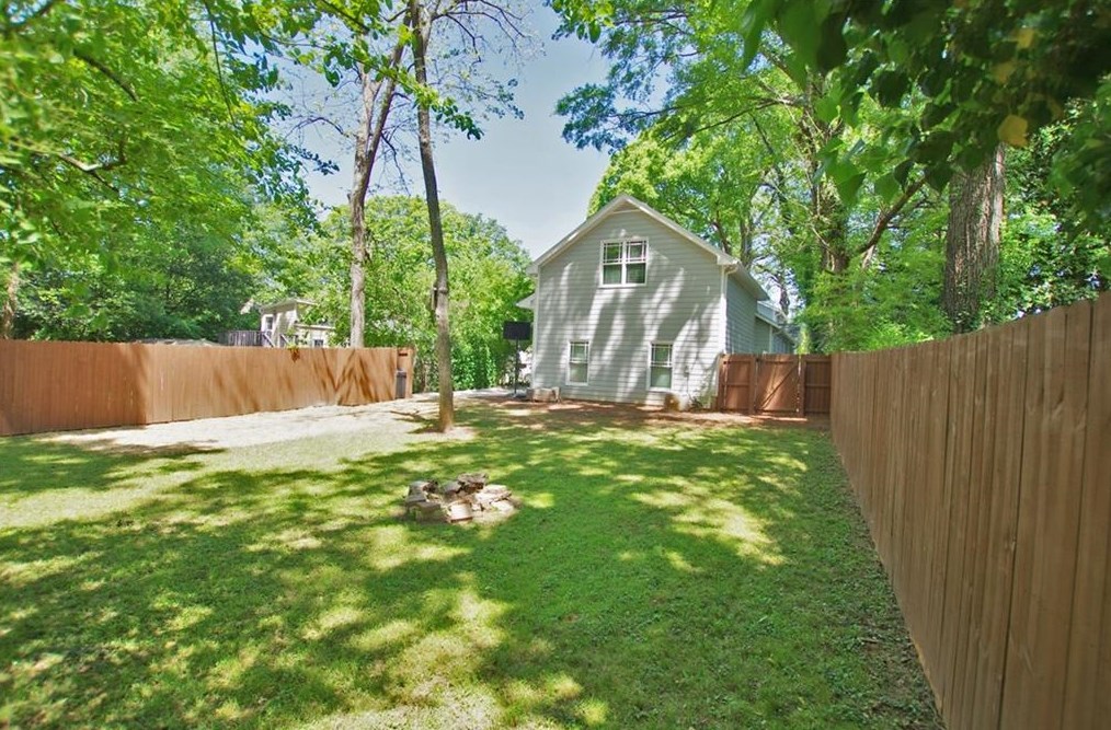 631 Lake Dr, Decatur GA  30030-3535 exterior