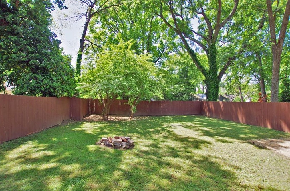 631 Lake Dr, Decatur GA  30030-3535 exterior