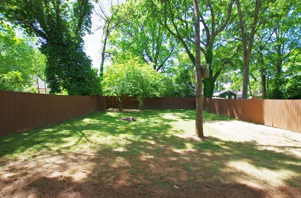 631 Lake Dr, Decatur GA  30030-3535 exterior