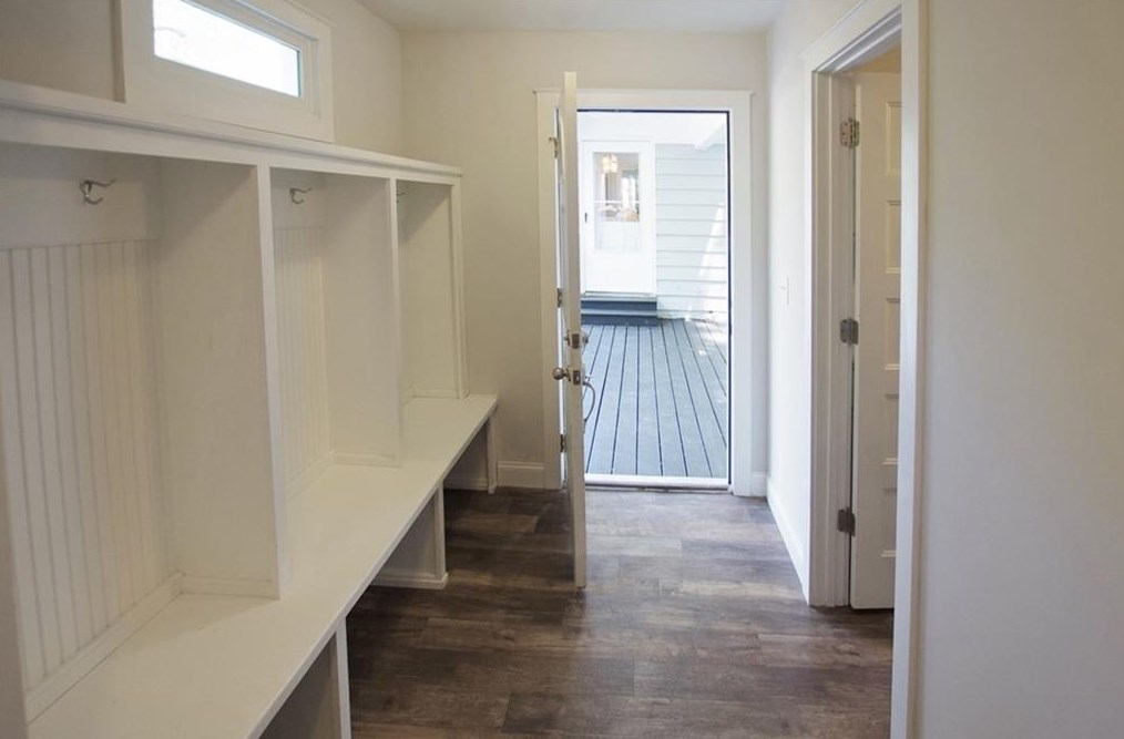 631 Lake Dr, Decatur GA  30030-3535 exterior