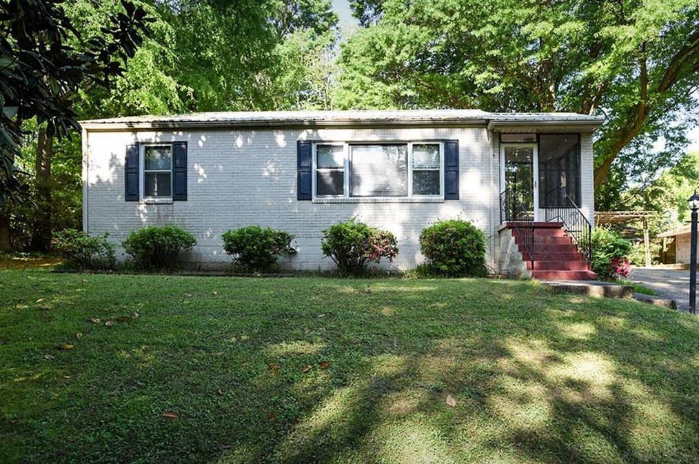 680 Medlock Rd, Decatur, GA 30033-5536