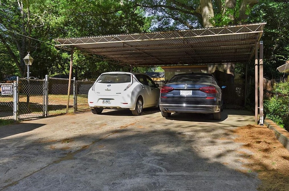 680 Medlock Rd, Decatur GA  30033-5536 exterior