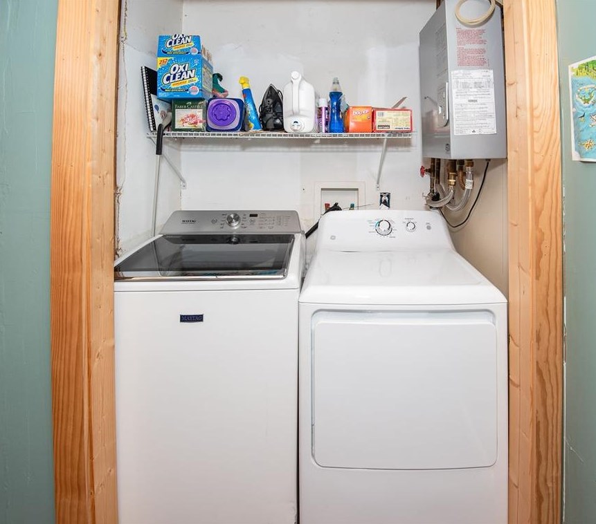 3130 Brook Dr, Decatur GA  30033-3912 exterior