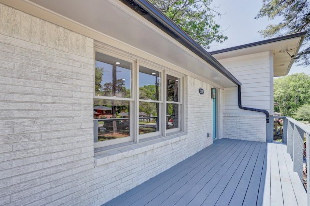 2281 Shamrock Dr, Decatur GA  30032-7142 exterior