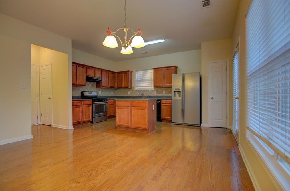 2133 Worrall Hill Dr, Duluth, GA 30096