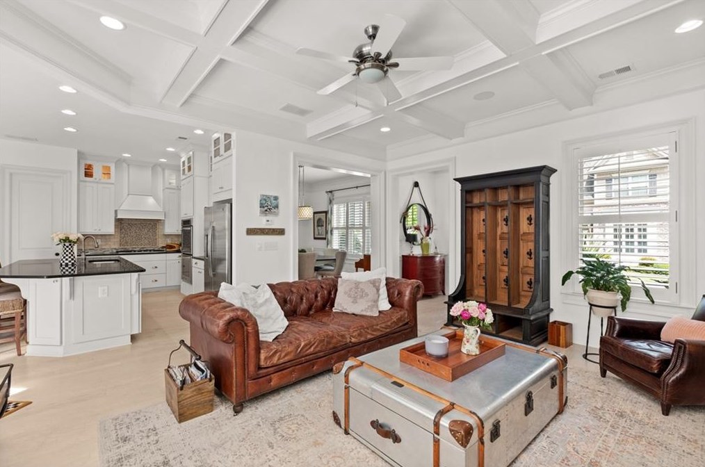 305 Valley Brook Way, Atlanta GA  30342-3378 exterior