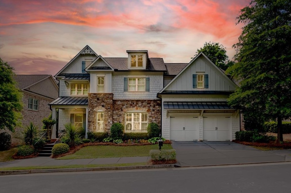 305 Valley Brook Way, Atlanta GA  30342-3378 exterior