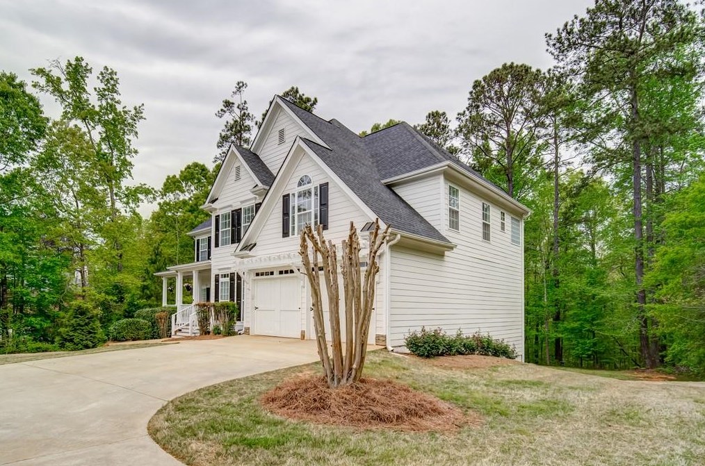 7480 Rolling Oaks Dr, Winston, GA 30187