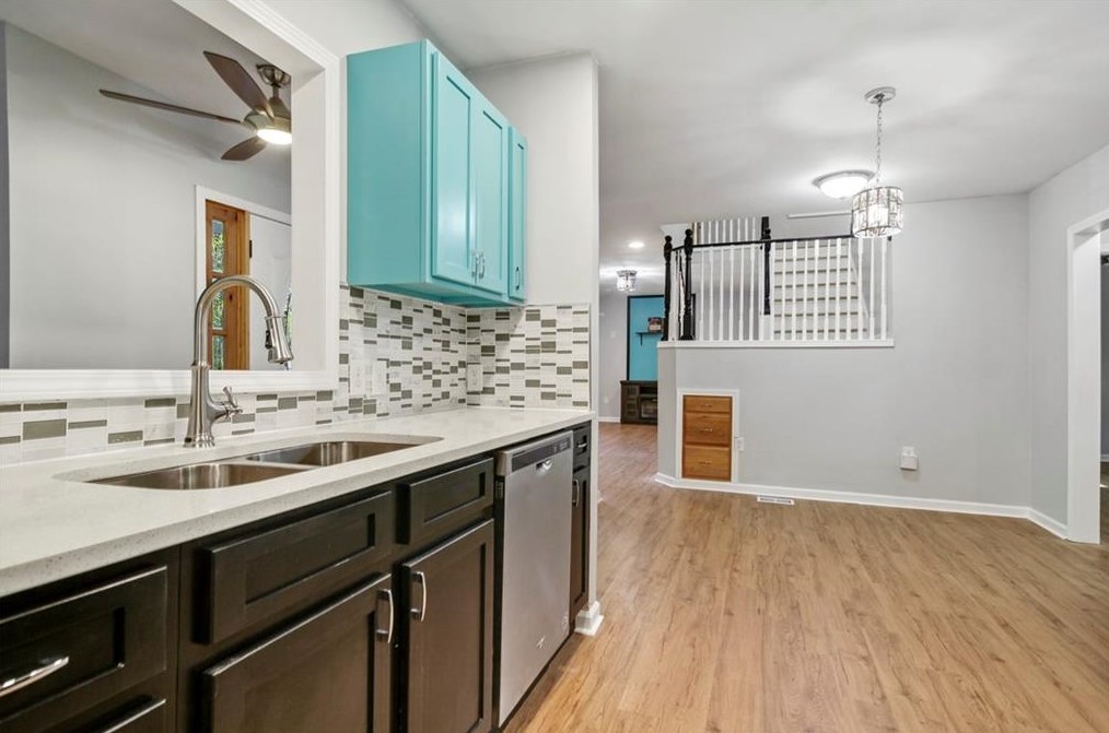 964 Forrest Blvd, Decatur GA  30030-4729 exterior