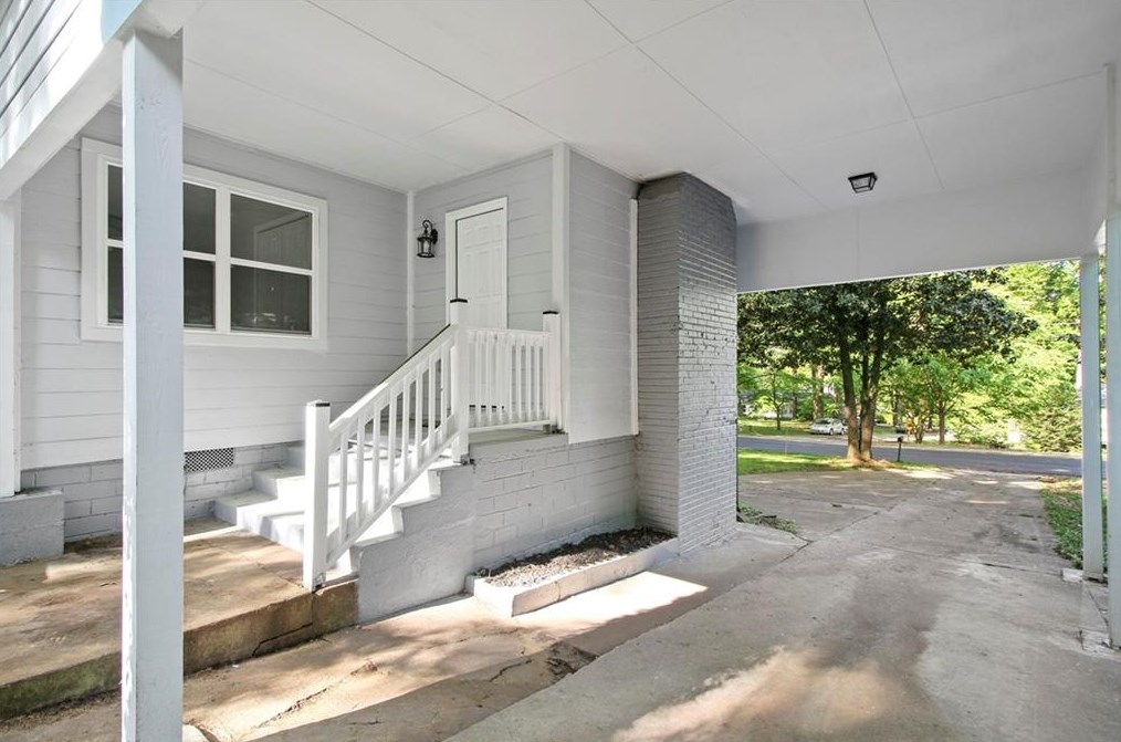 964 Forrest Blvd, Decatur GA  30030-4729 exterior