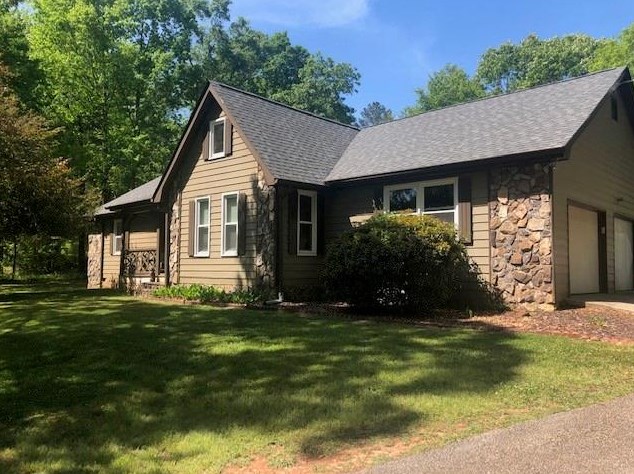 2751 Chickadee Dr, Monroe, GA 30655