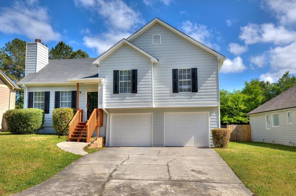 102 Thornwood Dr, Euharlee, GA 30121-4246