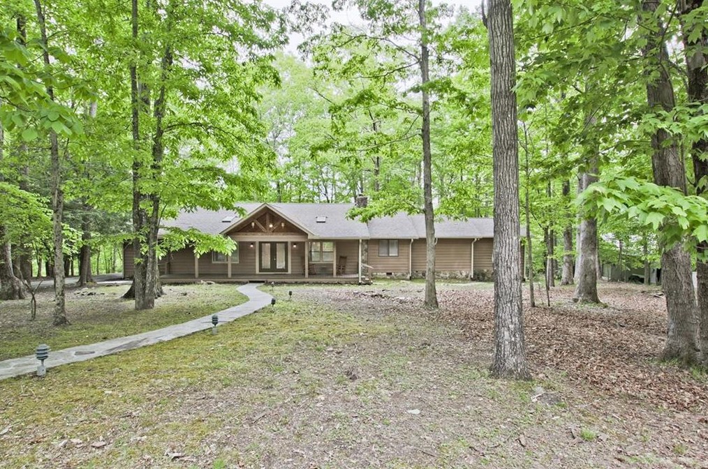141 Tamarack Dr, Big Canoe, GA 30143
