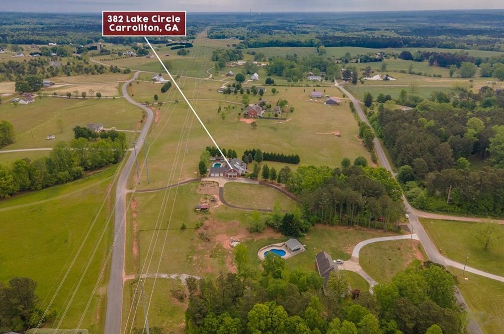 382 Lake Cir, Carrollton, GA 30116