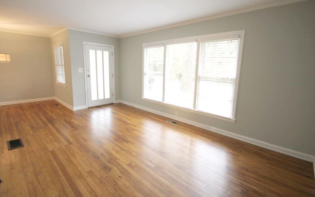 2199 Lilac Ln, Decatur, GA 30032