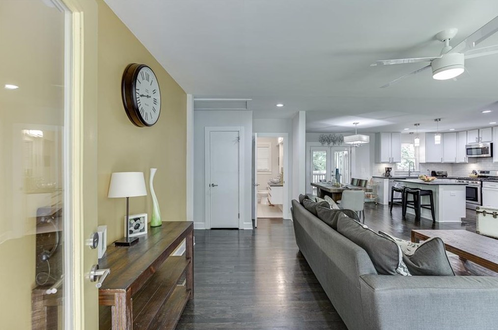 1858 Longdale Dr, Decatur GA  30032-5242 exterior