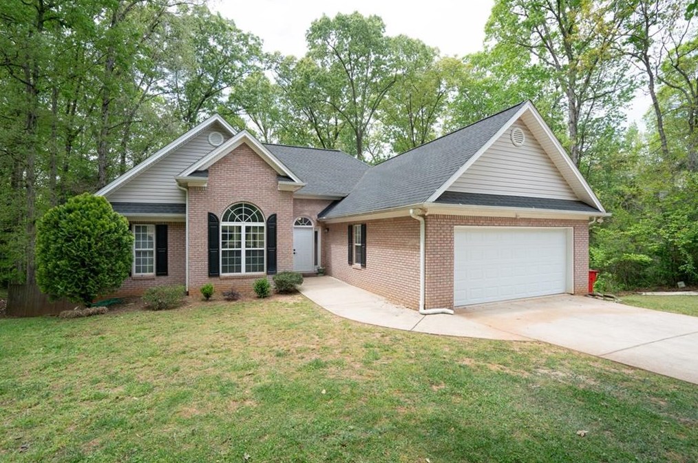 57 Boulder Crst, Hoschton, GA 30548-3090