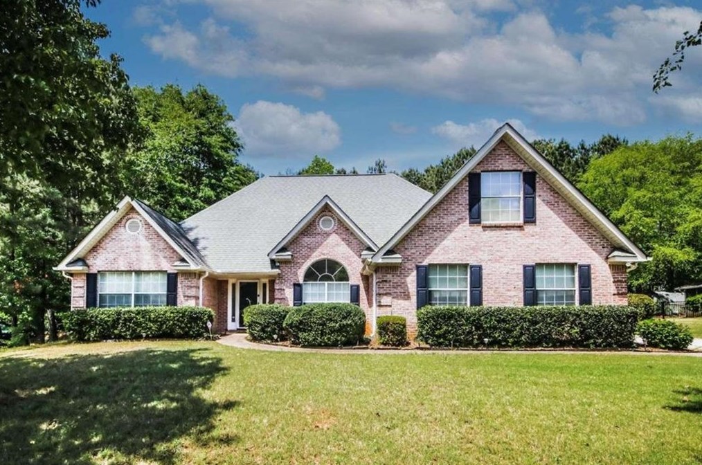 4525 Springwood Dr, Monroe, GA 30655